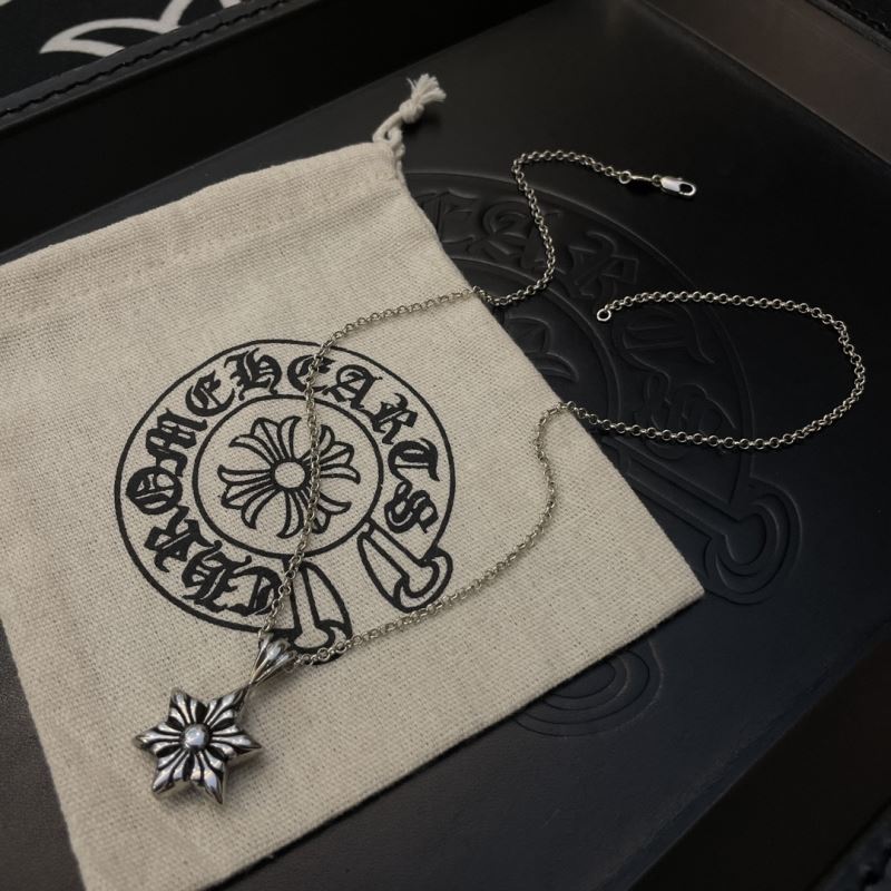 Ch*0me He**ts necklaces